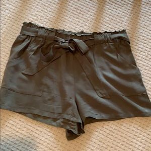 Girls Flowy Joe B Shorts Size large